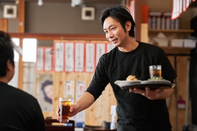 飲食業界から介護職への転職